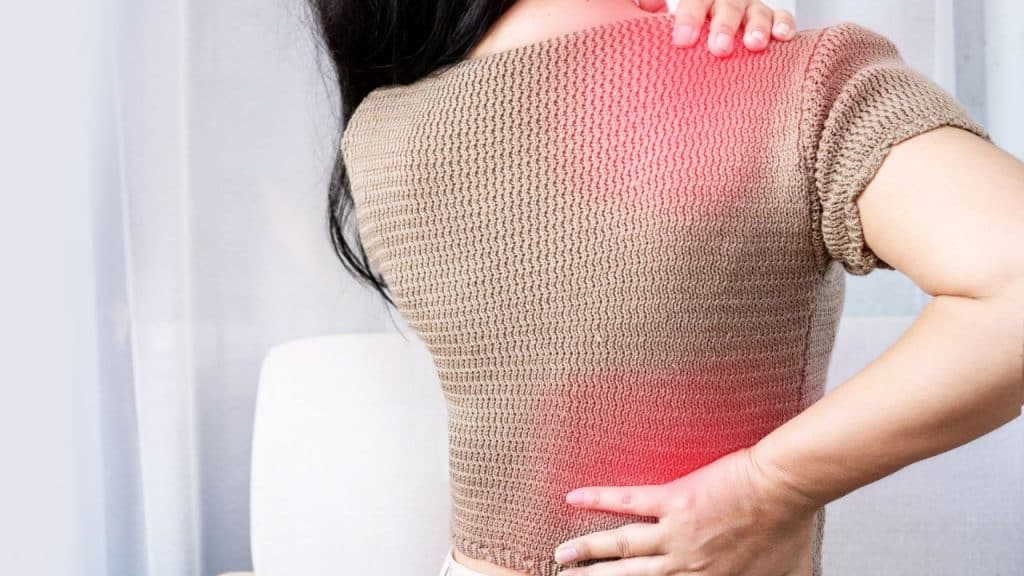 errores en la postura de la cobra dolor lumbar y cervical